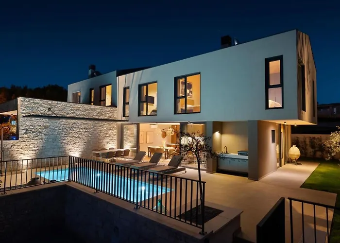 Tia 2 By Interhome Nova Vas (Porec)